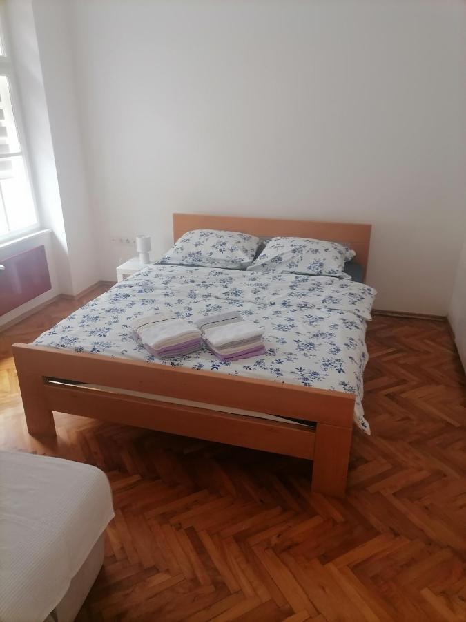 Apartman Semren Lejlighed Zagreb Eksteriør billede